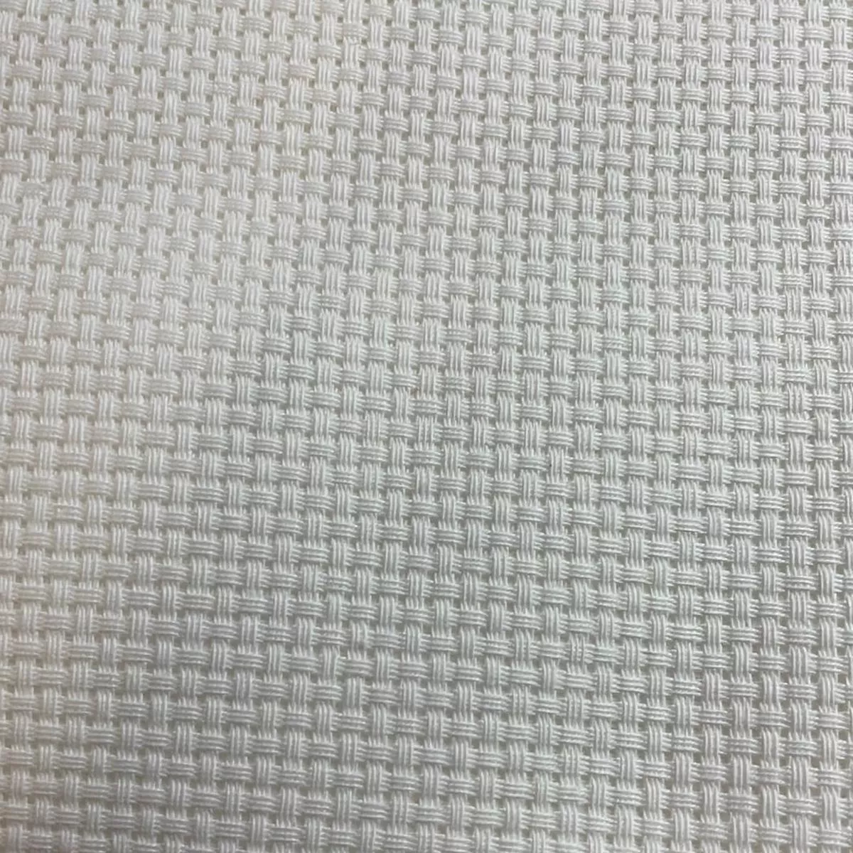 8 Count White Aida