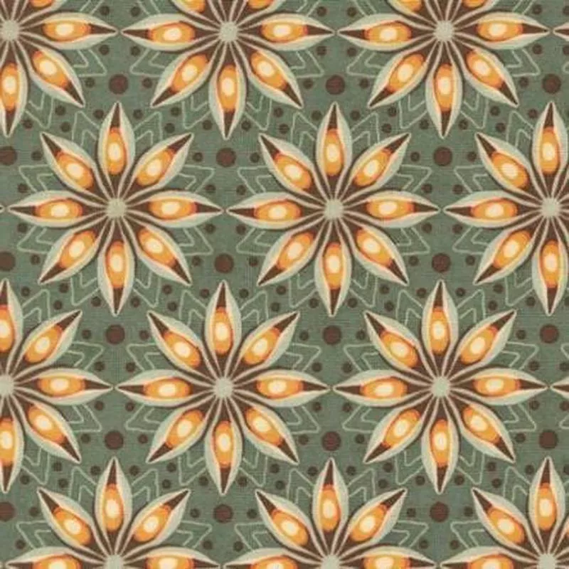 Acorn Hollow – Eucalyptus Spiced Florals