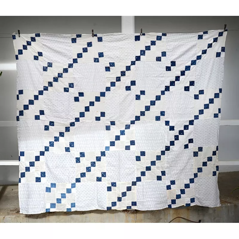 antique-irish-chain-quilt-top Antique Irish Chain Quilt Top