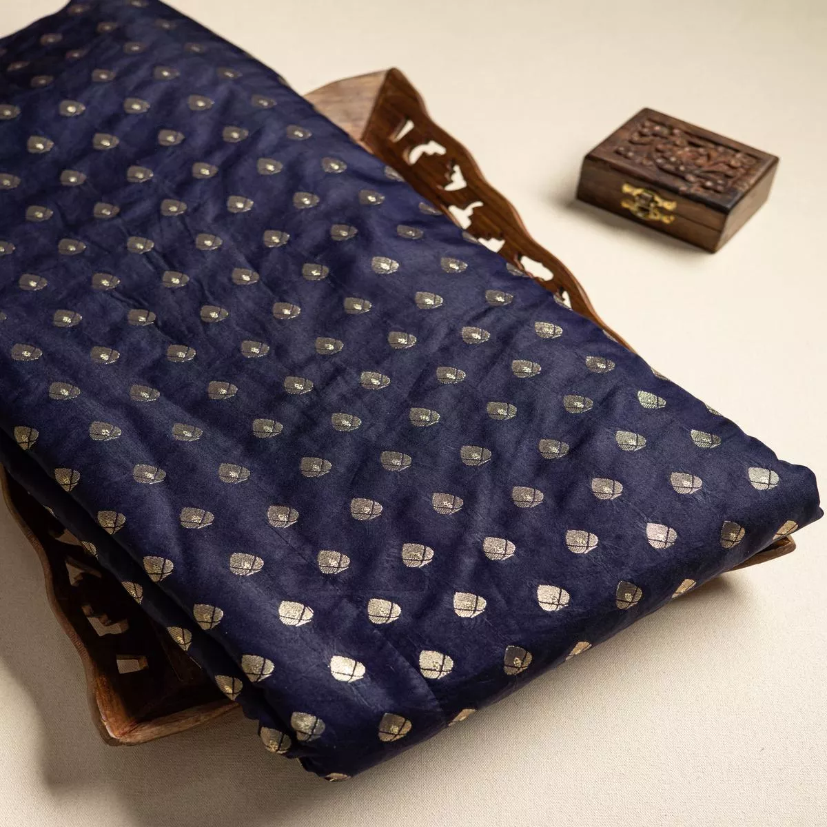 brocade-silk-butta-dabric BROCADE SILK BUTTA DABRIC