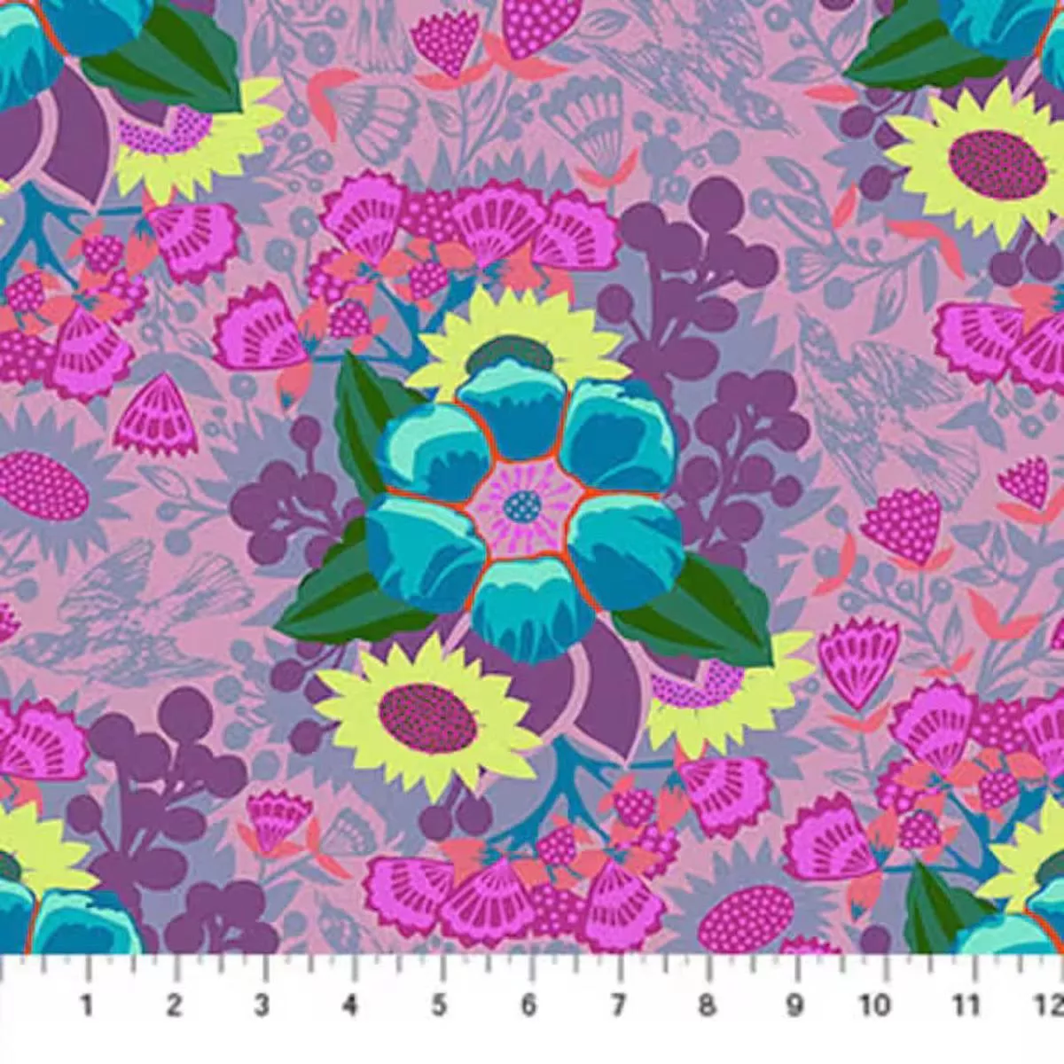 Centerpiece Grape by Anna Maria Textiles
