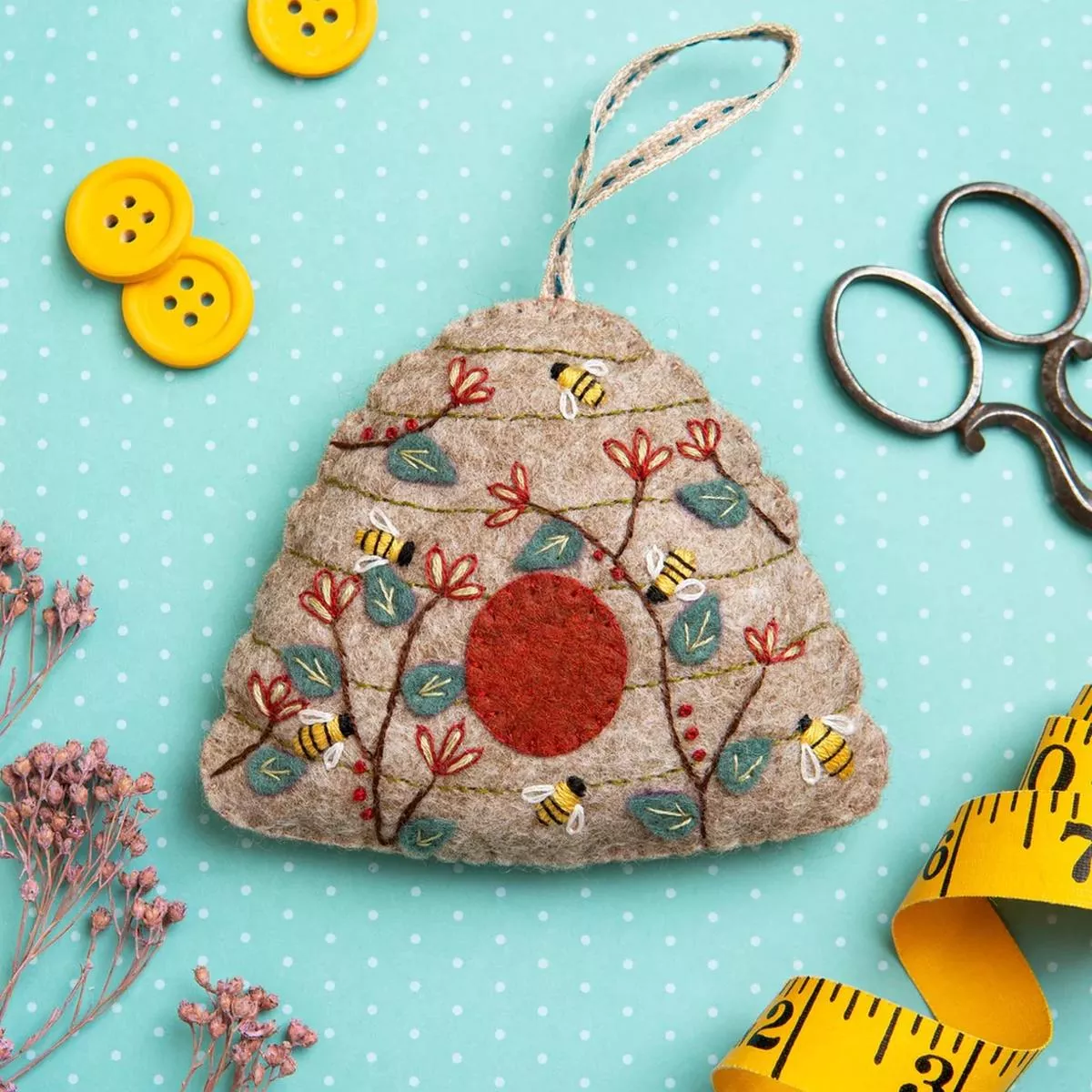 corinne-lapierre-beehive-felt-craft-kit-mkhive1 Corinne Lapierre Beehive Felt Craft Kit MKHIVE1