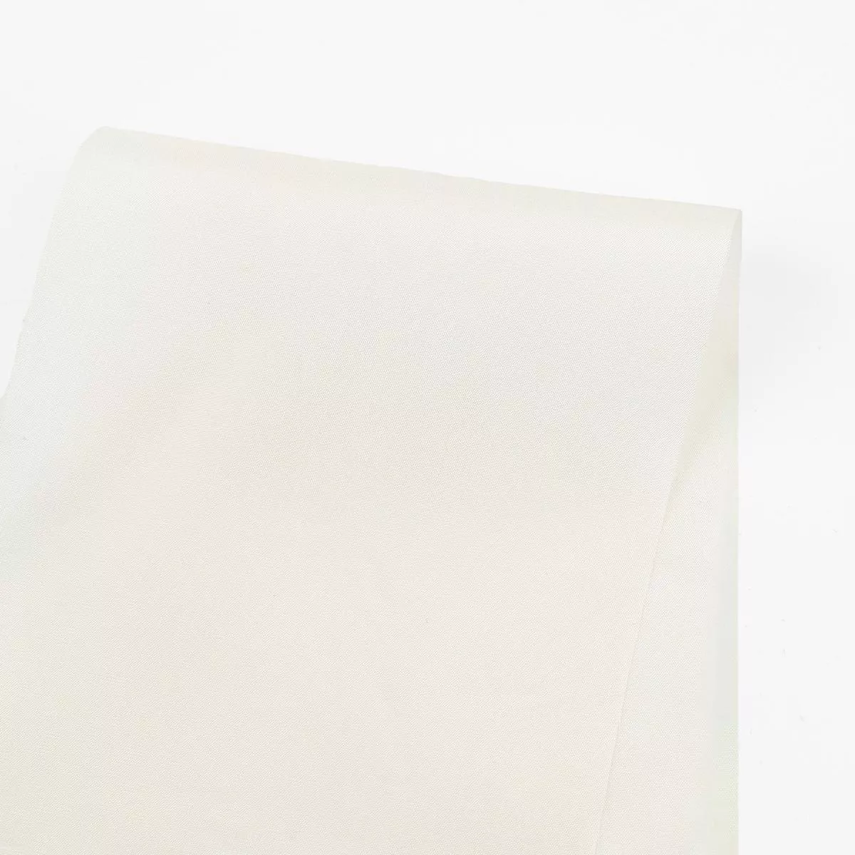 Crisp Rayon Lining – White