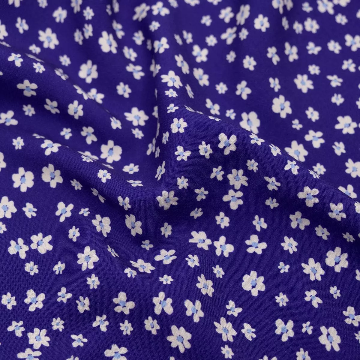 daisy-daydream-viscose-challis-azure-ivory Daisy Daydream Viscose Challis – Azure/Ivory
