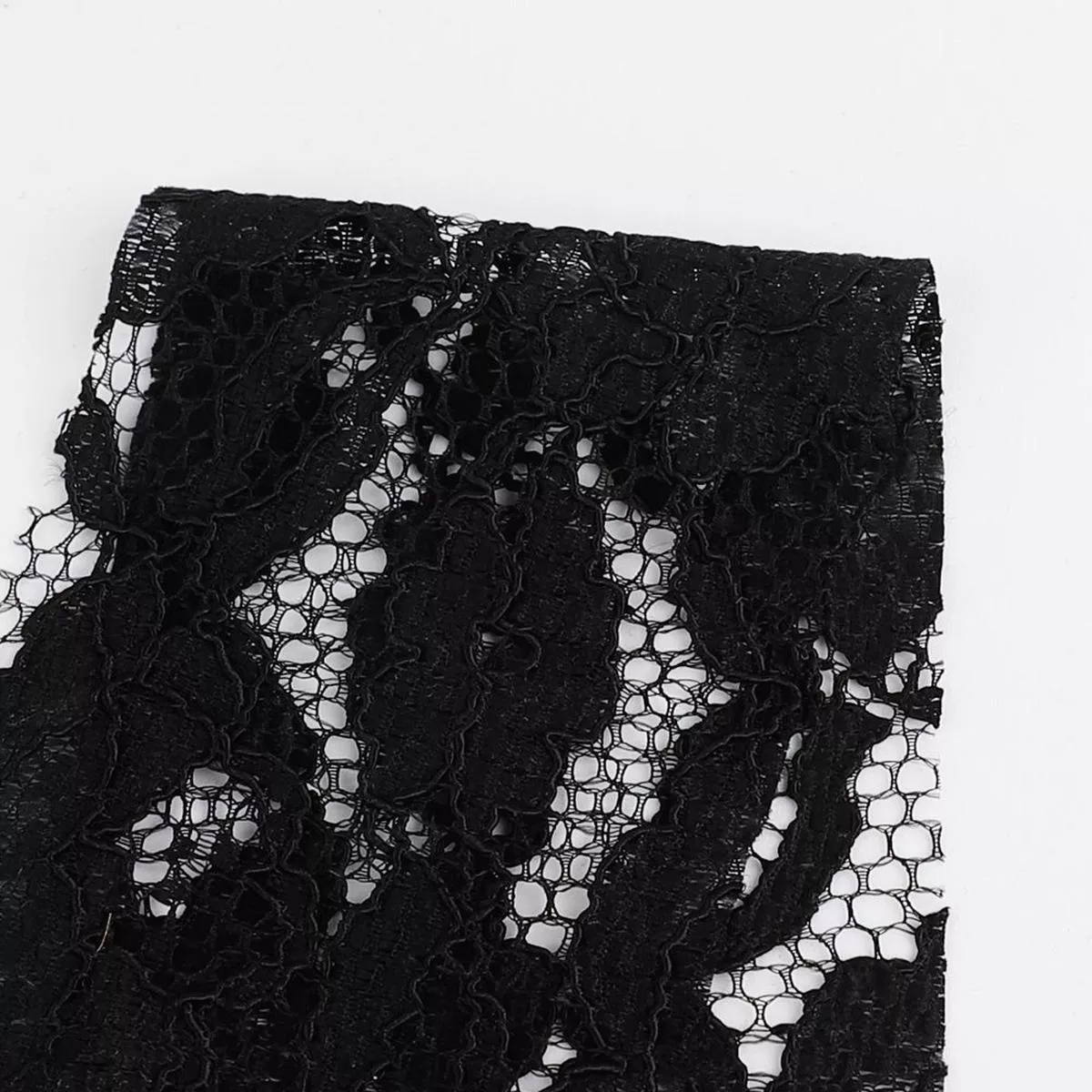 Edged Floral Lace – Black
