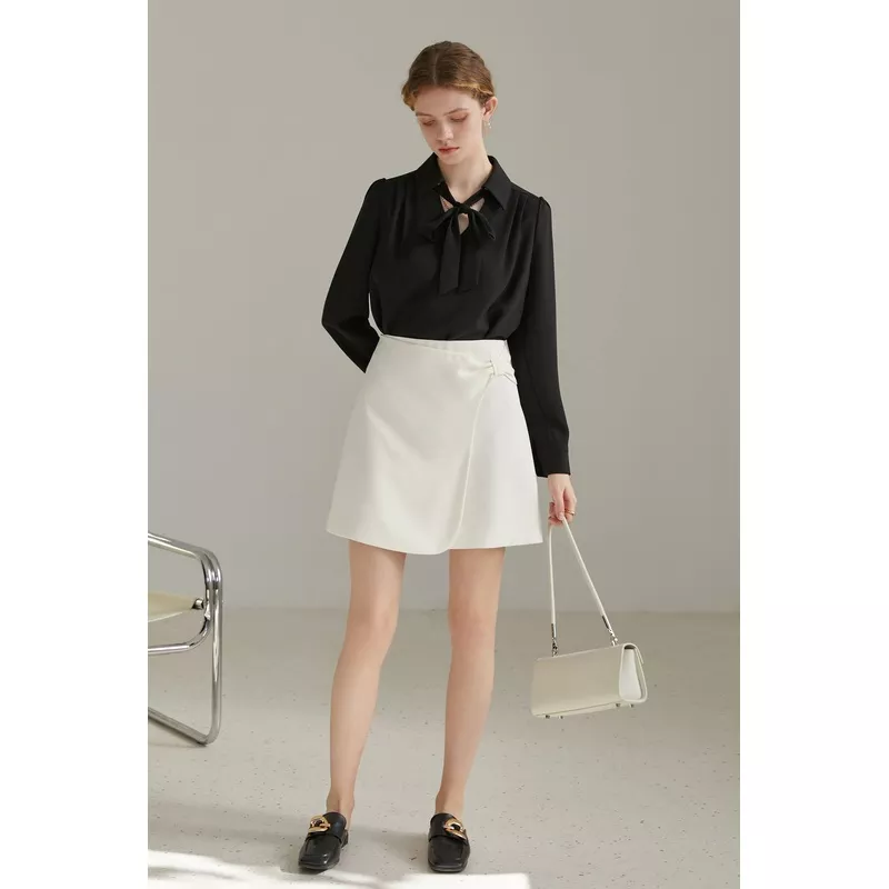 Fansilanen | Thera Asymmetric Mini Skirt