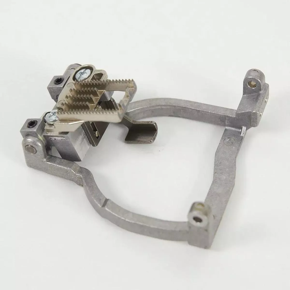 Feed Bar Assembly, Babylock #XF3039001