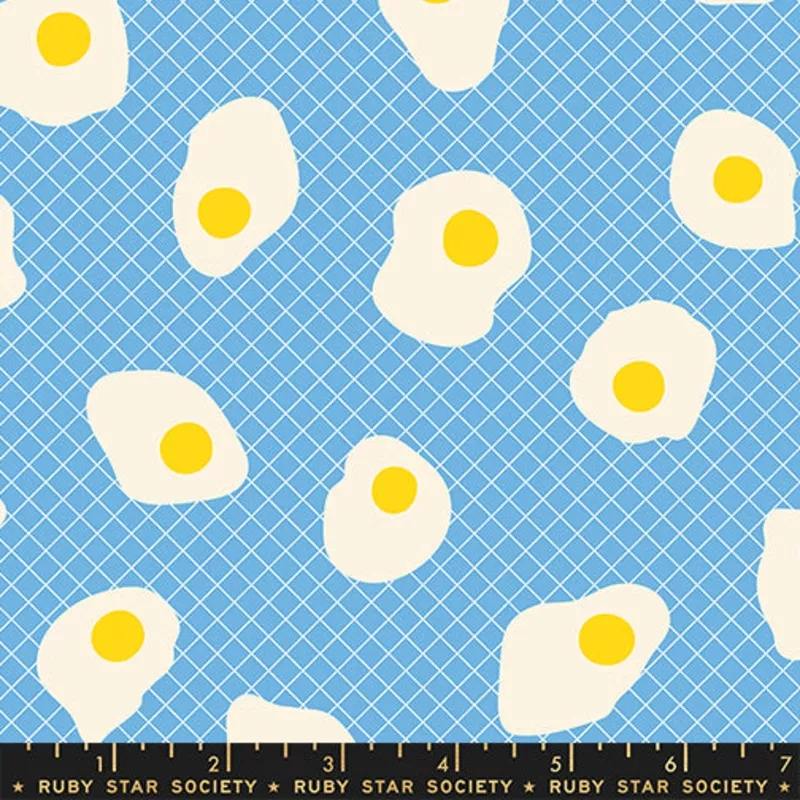 Fried Egg in Altitude | Egg and Friends