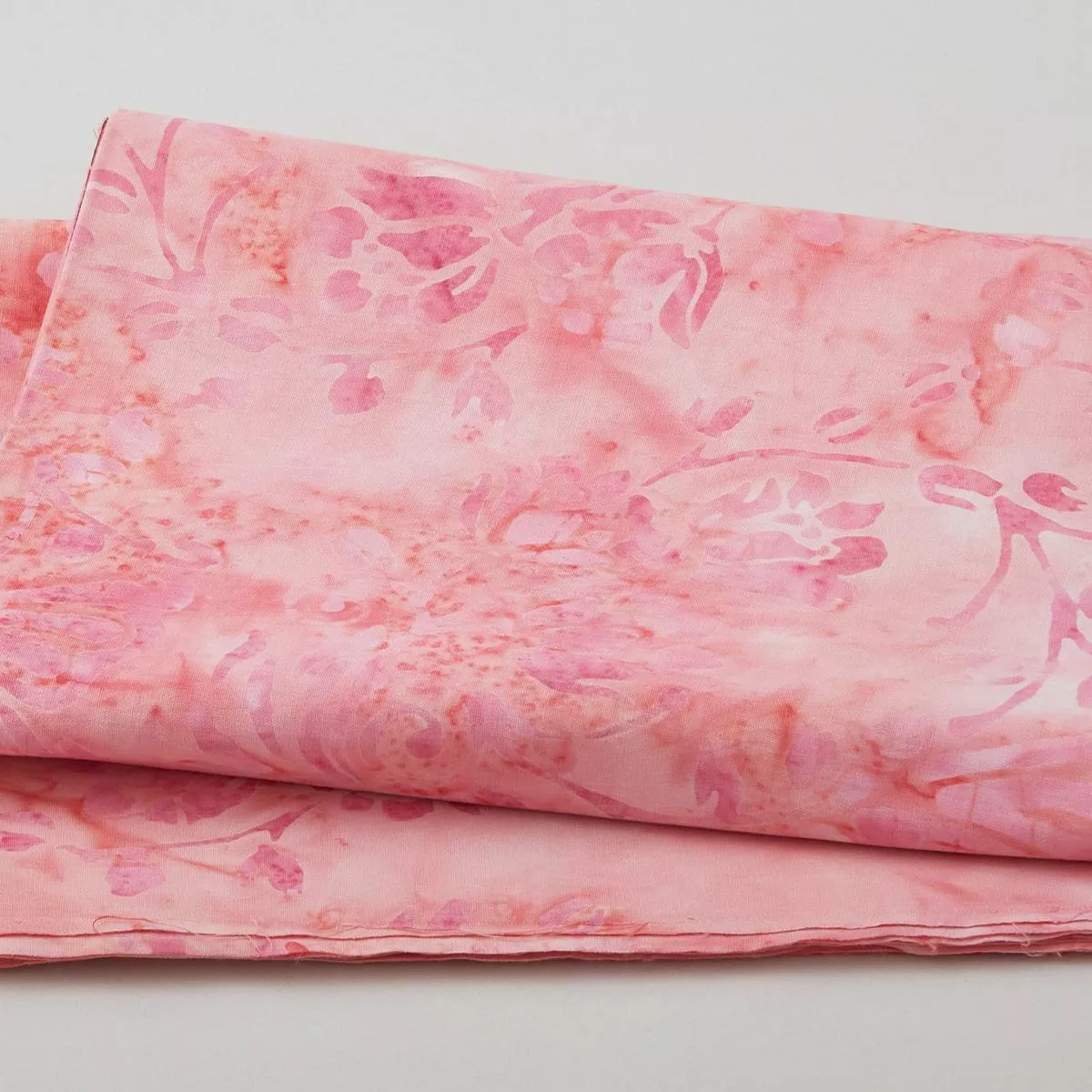 Java Batiks – Faded Beauty Red/Pink 2 Yard Cut