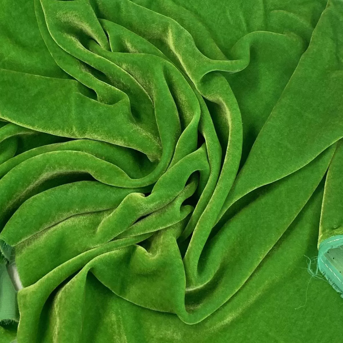 Lemon Lime Green – Silk Velvet Fabric