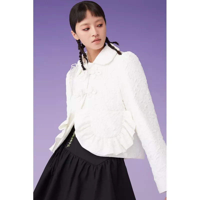 Mukzin | White Ruffle Buckle Cropped Coat