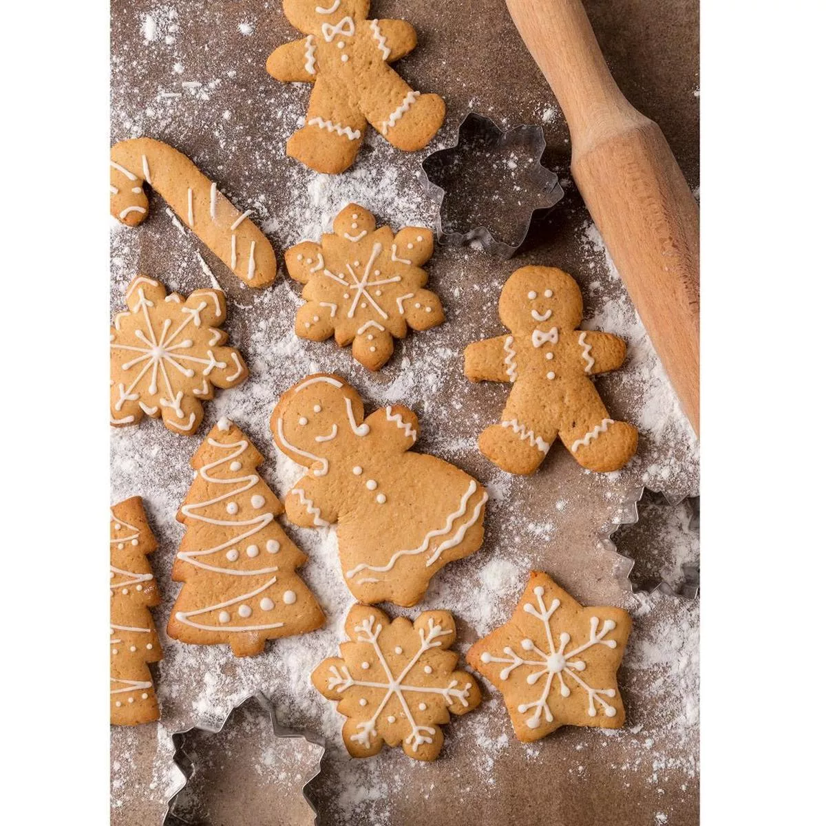 realistic-homemade-gingerbread-cookies-fabric-panel Realistic Homemade Gingerbread Cookies Fabric Panel