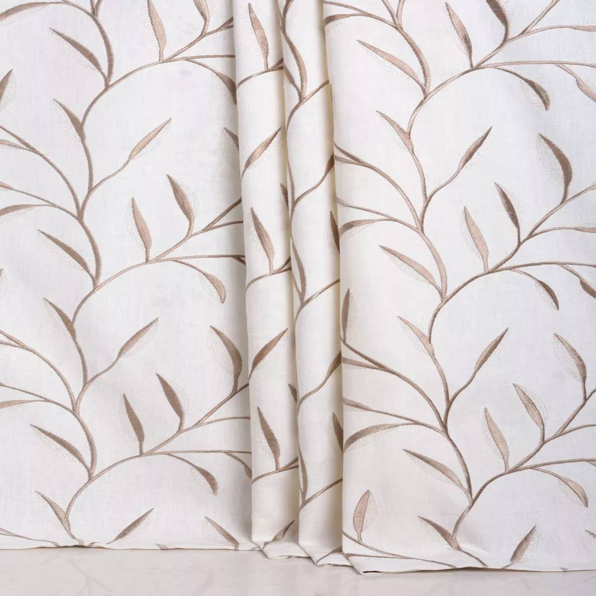 rich-trend-fabric-by-yard-cream ‘Rich Trend’ Fabric by the Yard (Cream)