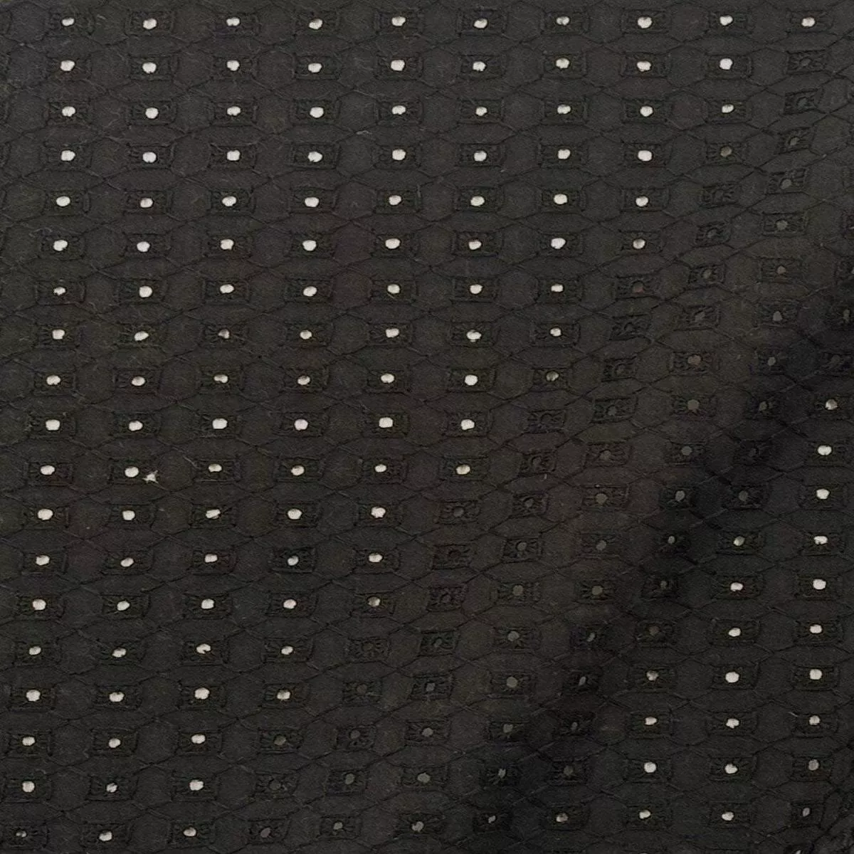 Square Eyelet Black