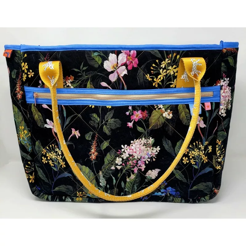 stitch-stash-tote Stitch and Stash Tote