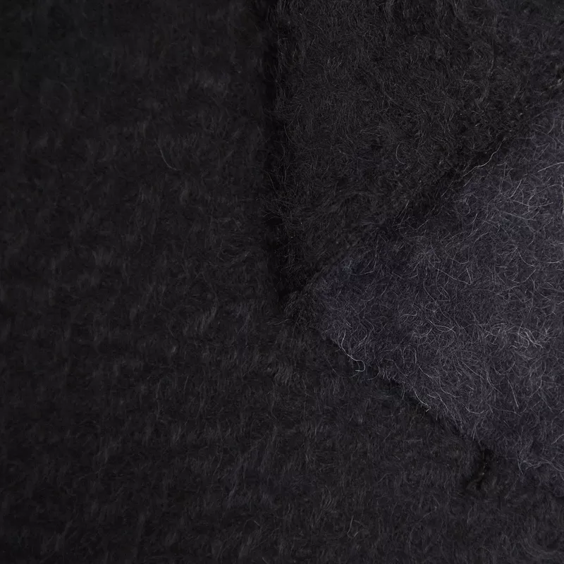 t20a00044-splittable-curly-mohair-black T20A00044 | Splittable Curly Mohair Black