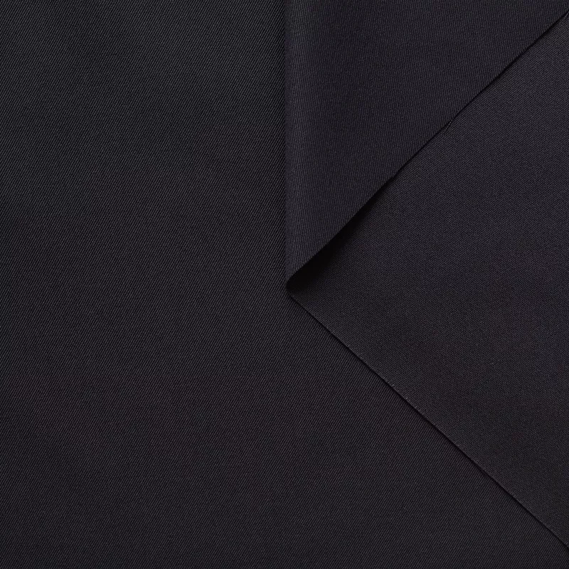 T21C00607 | Lustre Polywool Drill Black