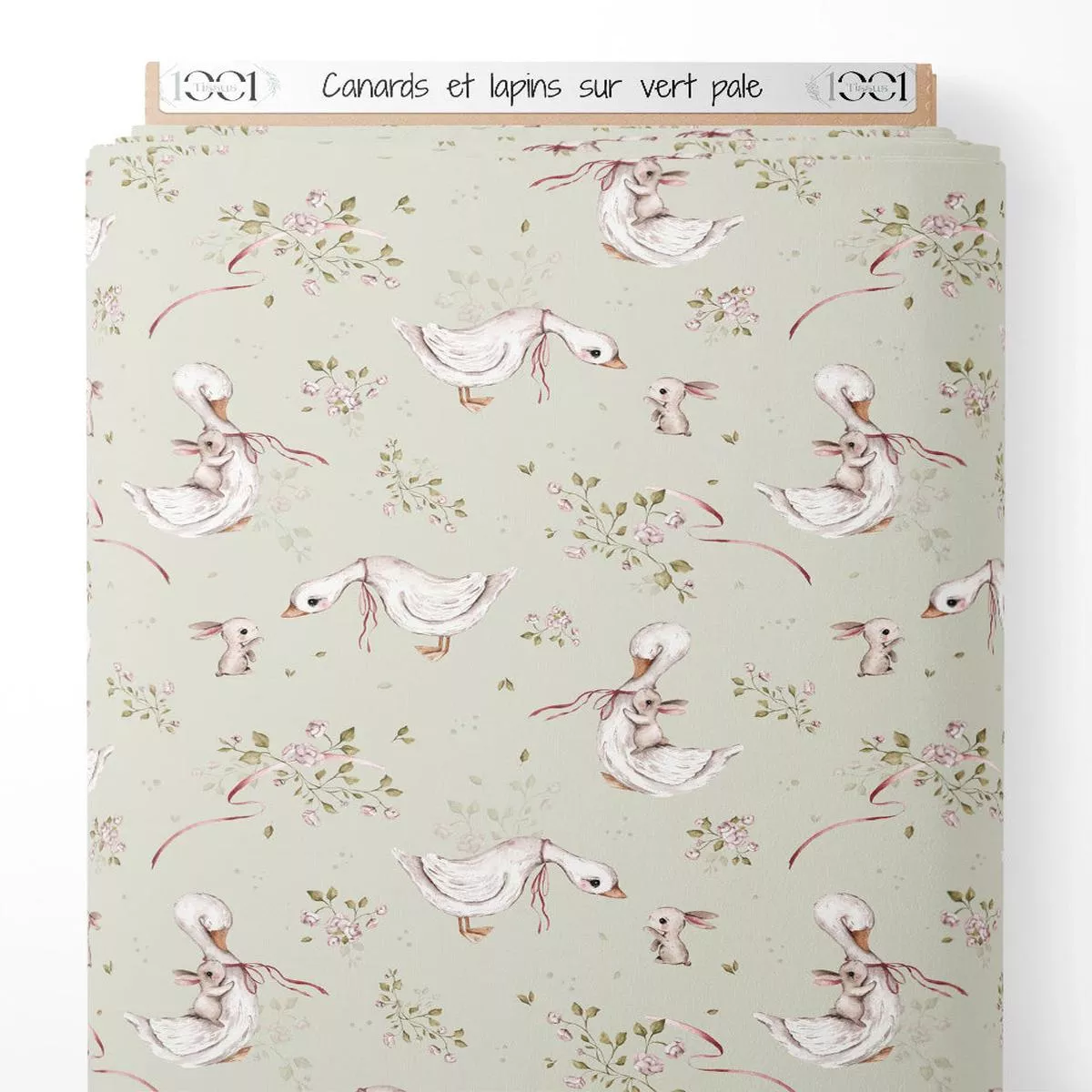tissu-canards-et-lapins-sur-vert-ple Tissu – Canards et lapins sur vert ple