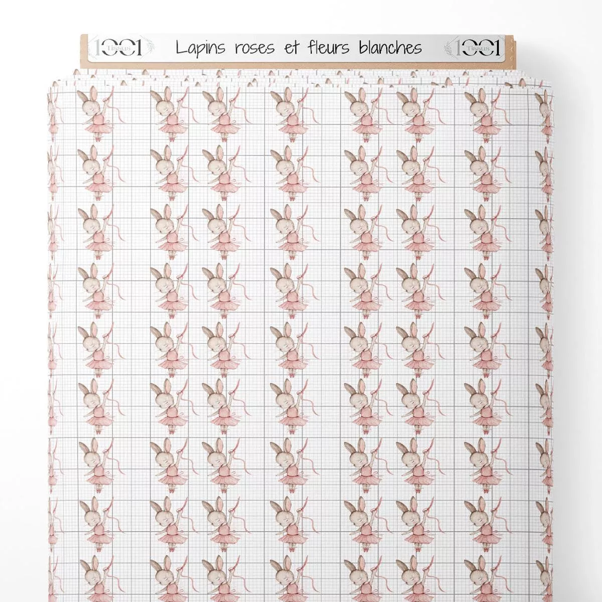 Tissu – Lapins roses et fleurs blanches