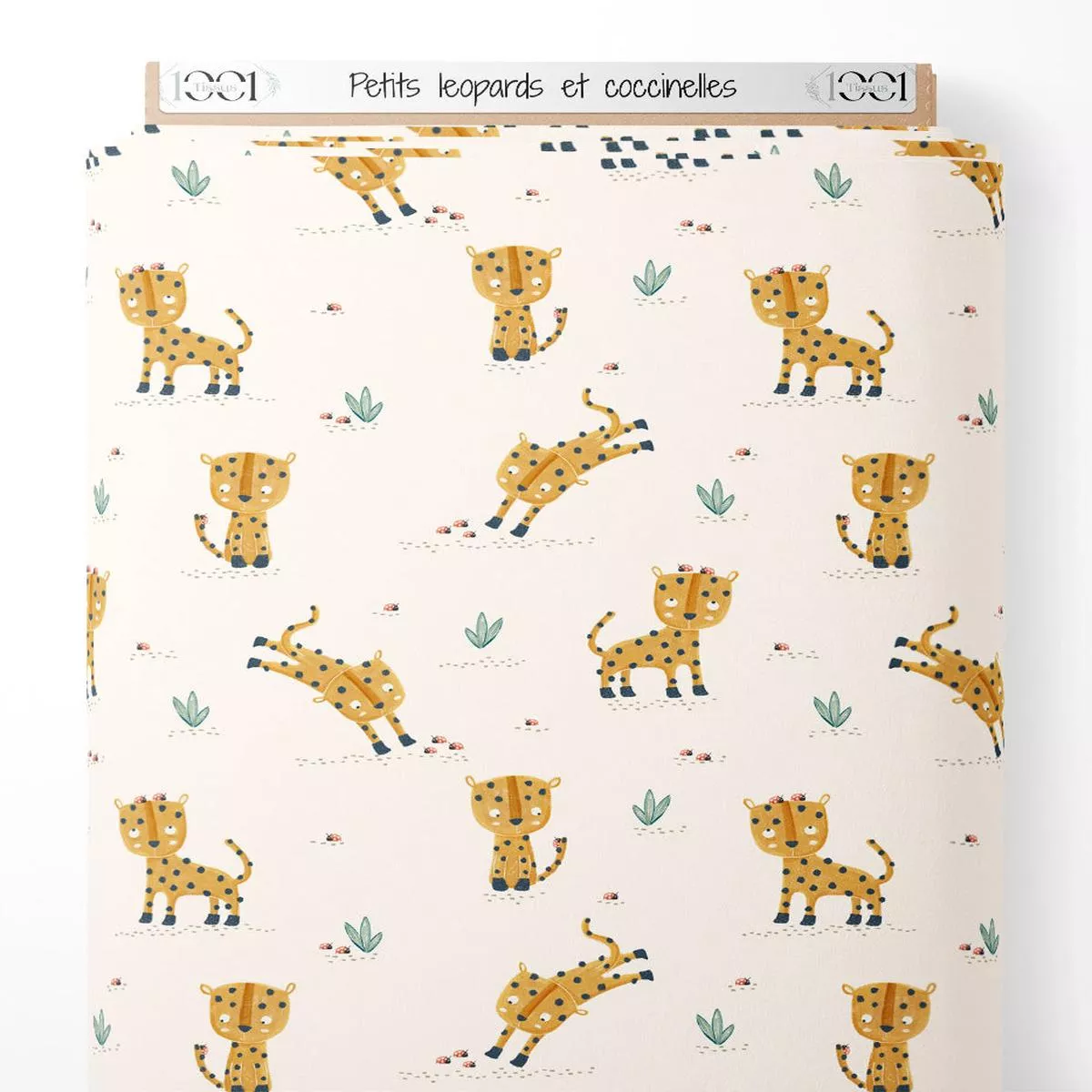 tissu-petits-lopards-et-coccinelles Tissu – Petits lopards et coccinelles